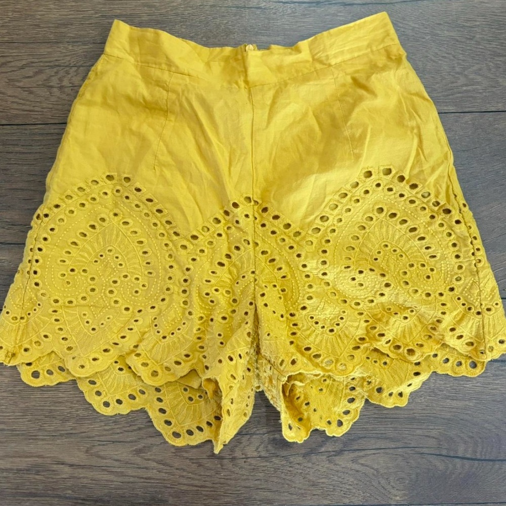 Ten Sixty Sherman yellow goldenrod shorts, eyelet lace hem, size XS.